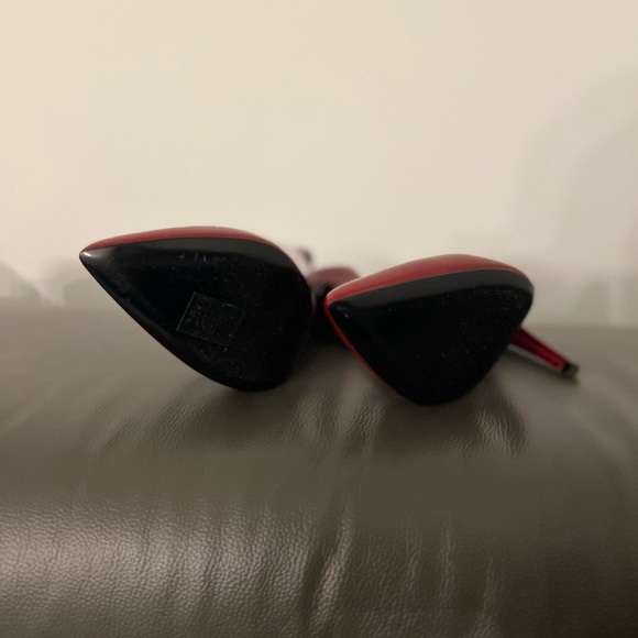 Saint Laurent Hot Red Heels - Picture 1 of 9